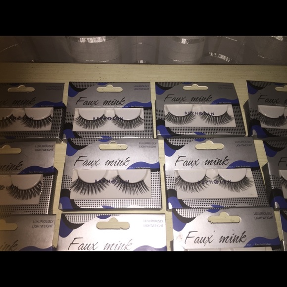 Lashes - Picture 2 of 2